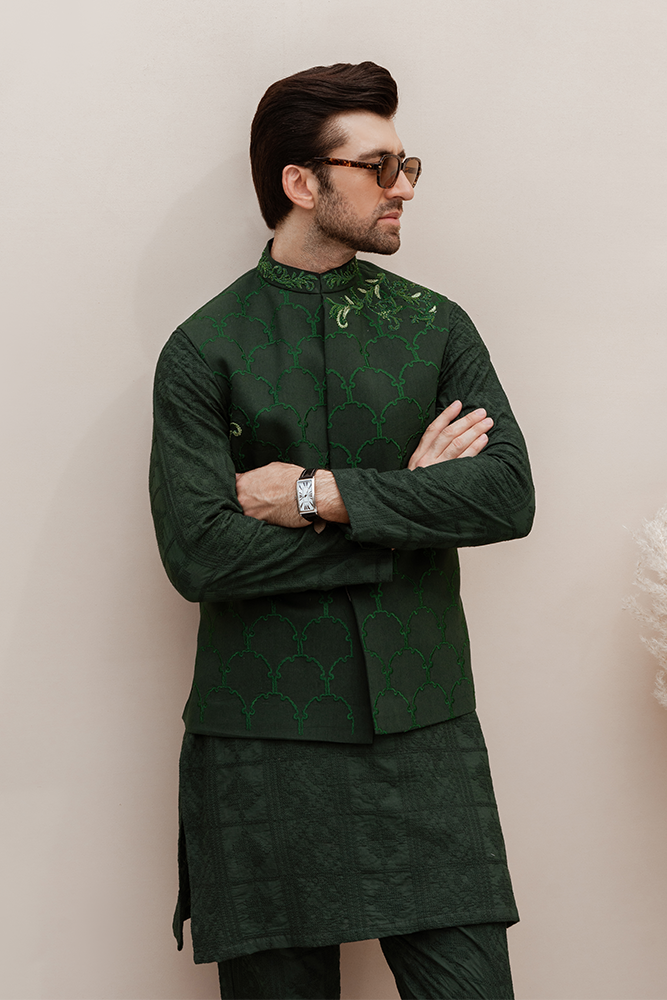 GREEN FLORAL EMBROIDERED WAISTCOAT